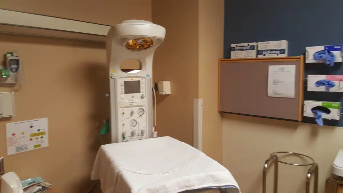 Banner Thunderbird Medical Center - Thumbnail 9