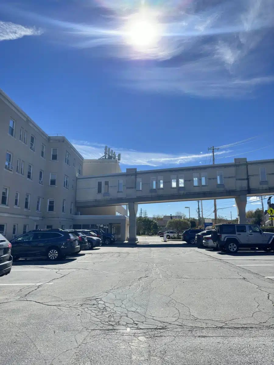 Bon Secours Community Hospital - Thumbnail 2