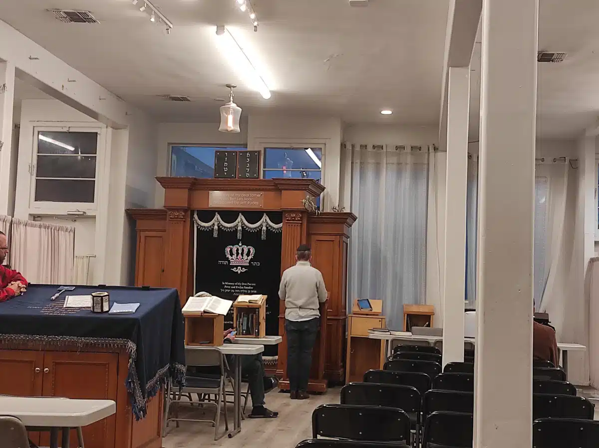 Chabad of California - Thumbnail 2