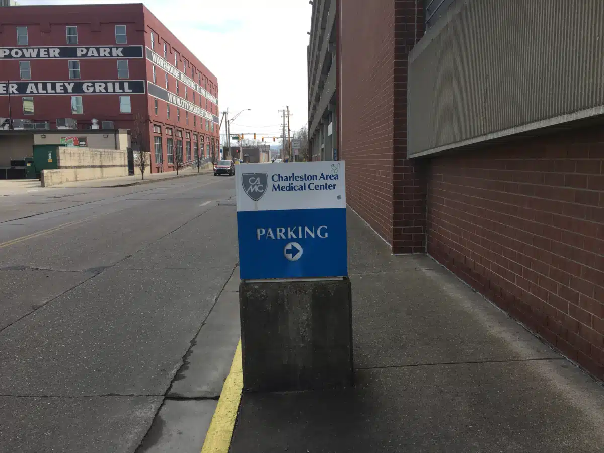 Charleston Area Medical Center - Thumbnail 2