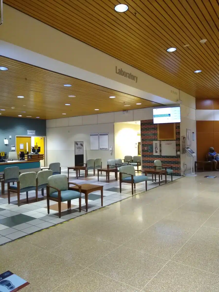 Department of Veteran Affairs Hospital - Thumbnail 5