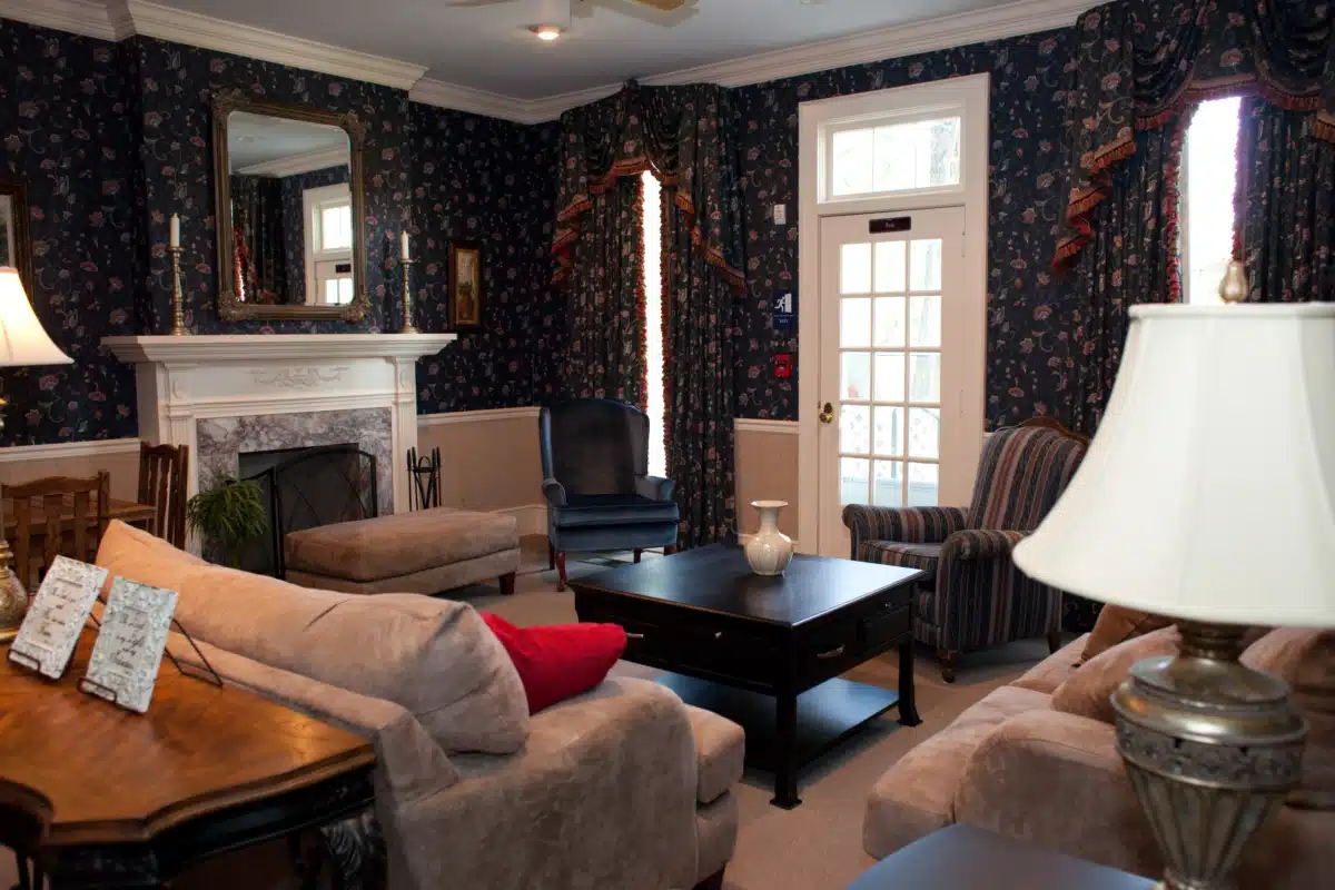 Edgefield Recovery Center - Thumbnail 6