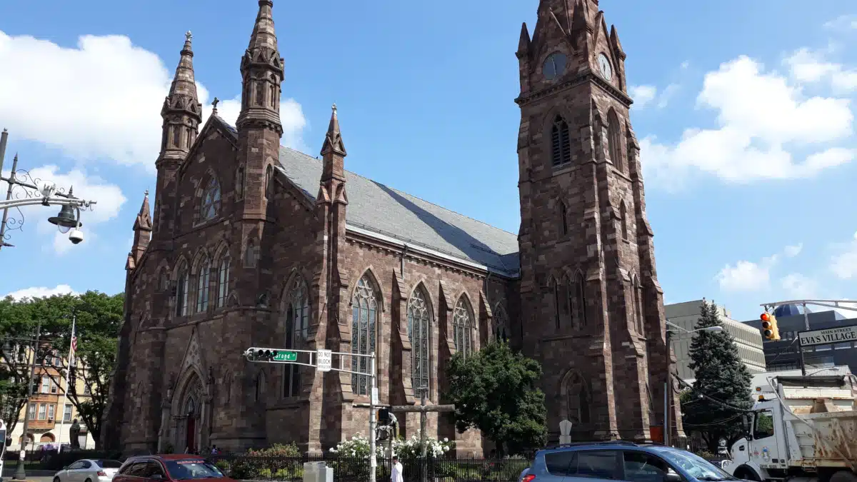 Evas Village - Thumbnail 4