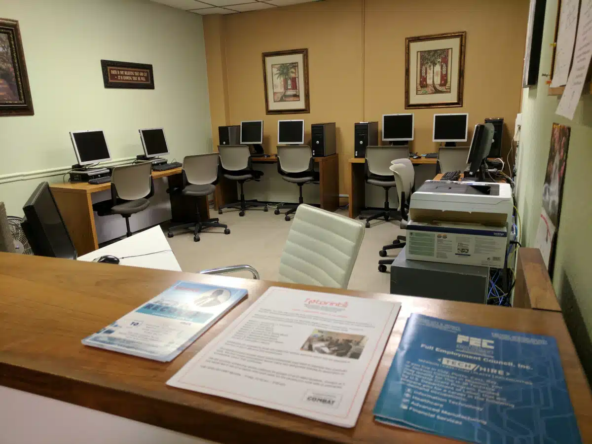 Footprints - Thumbnail 3