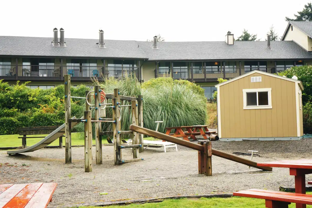 Free by the Sea - Thumbnail 10