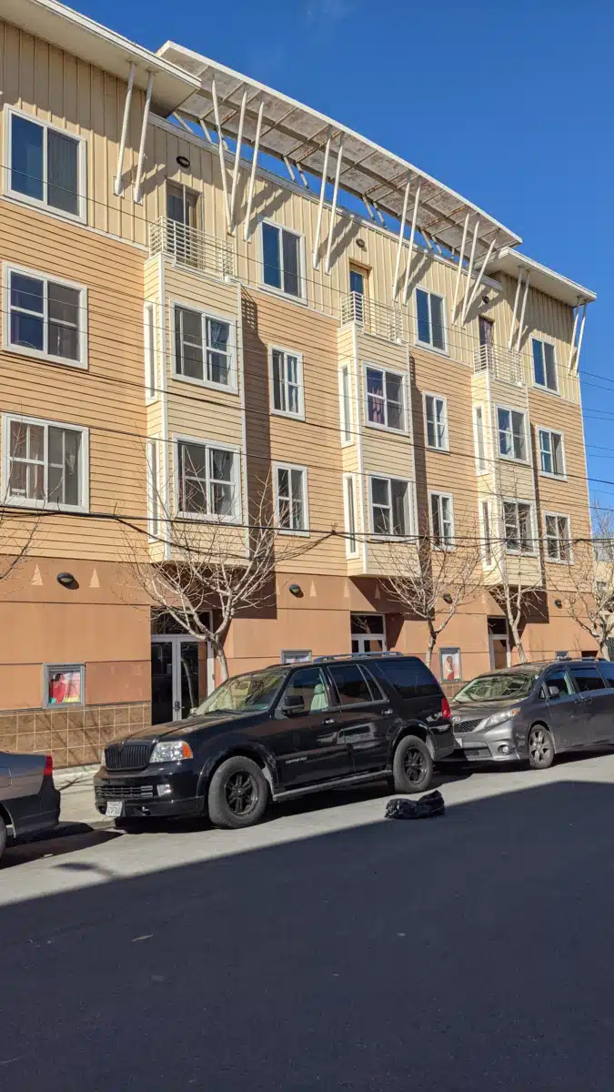 Friendship House - Thumbnail 6