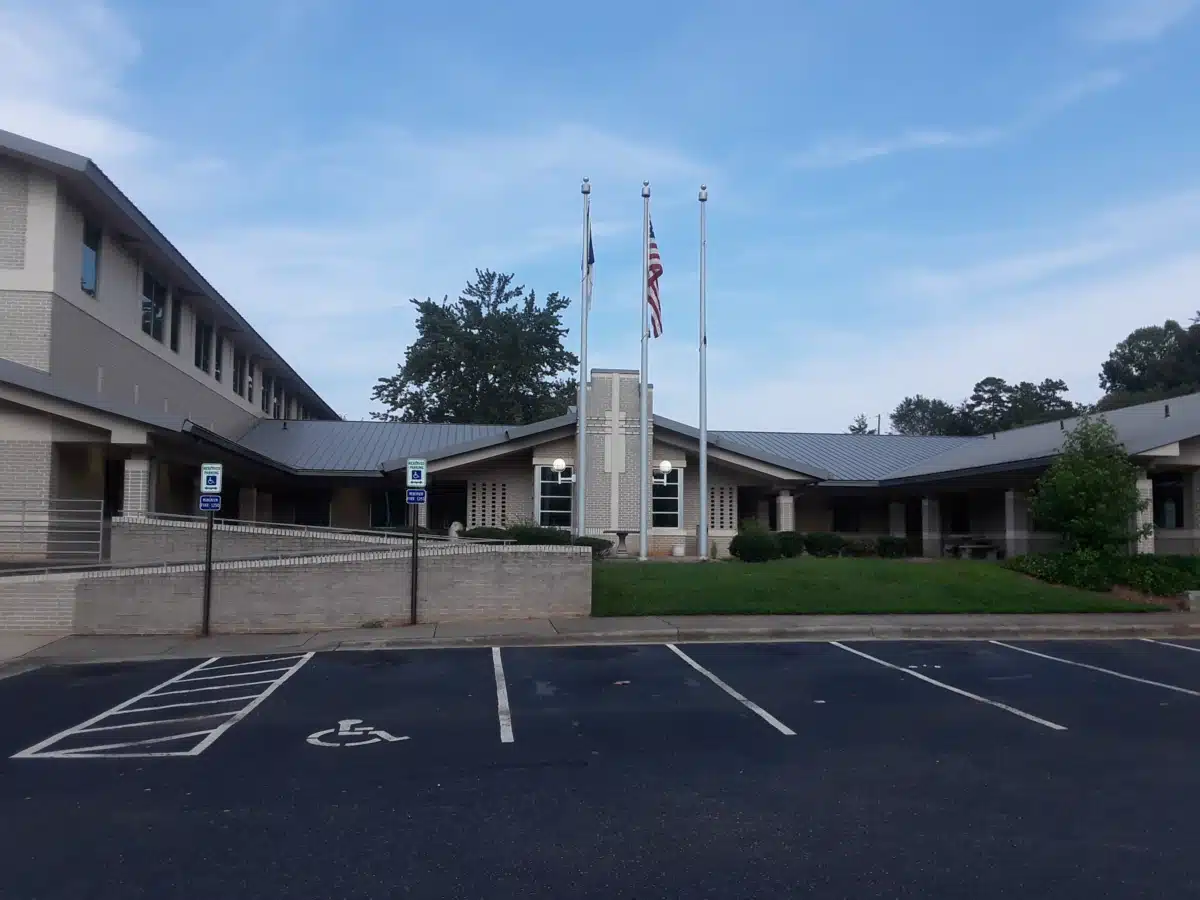 Gaston Crisis and Recovery Center - Thumbnail 10