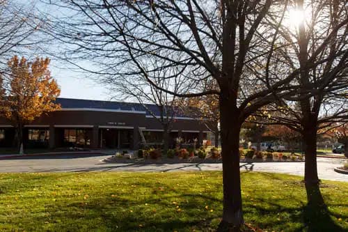 Highland Ridge Hospital - Thumbnail 10