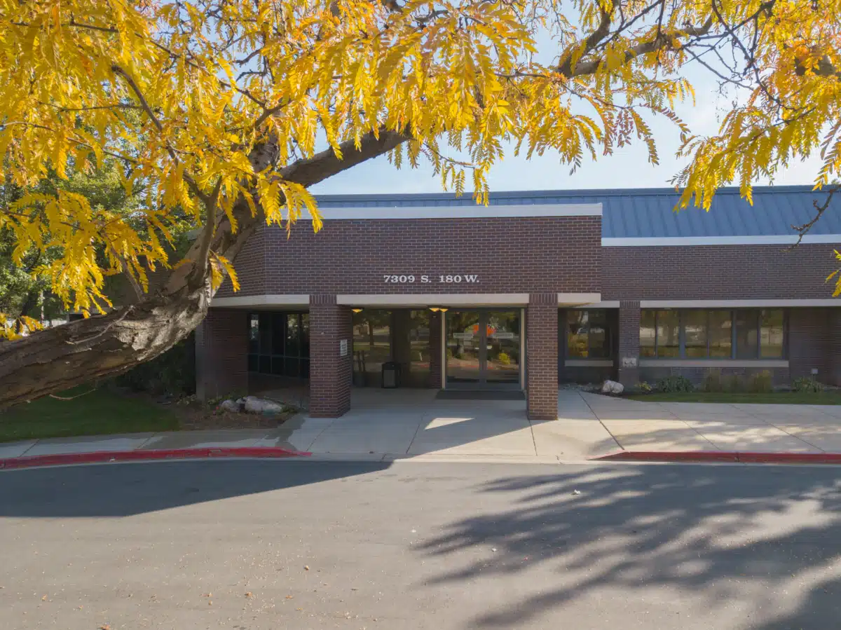 Highland Ridge Hospital - Thumbnail 2