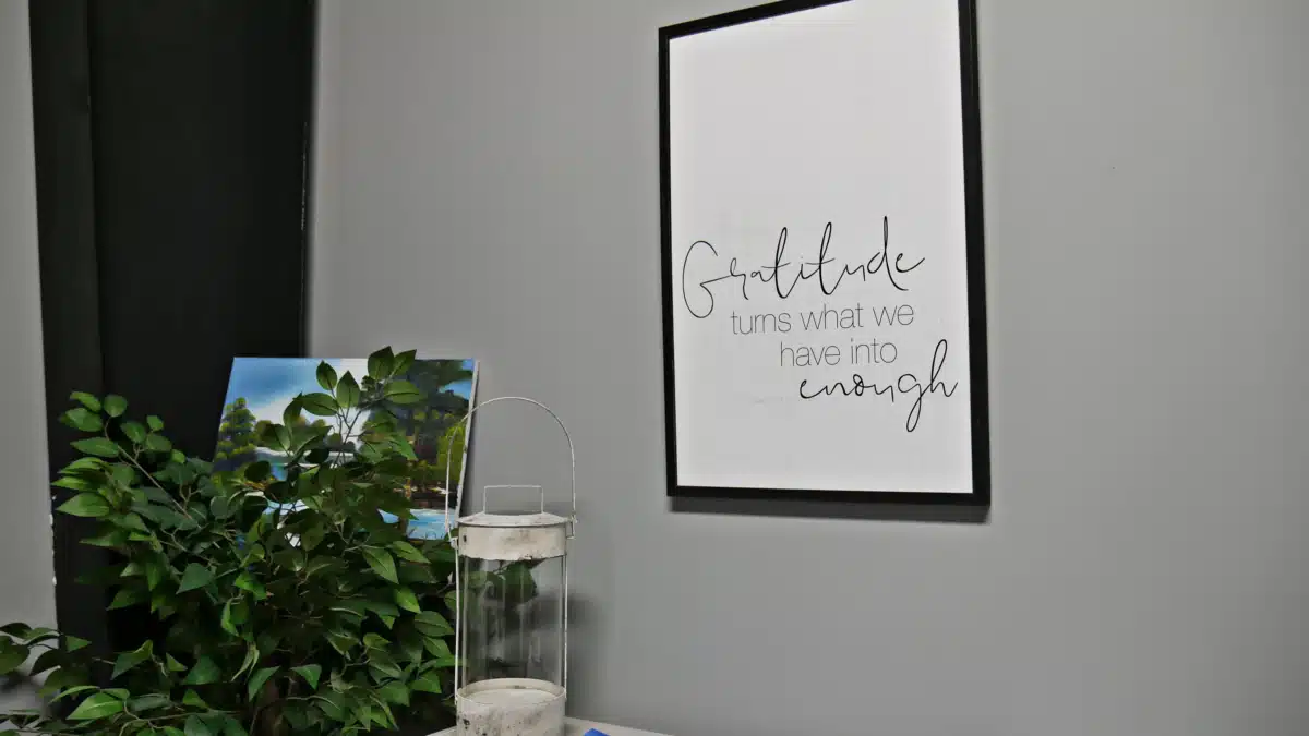 Lake Hills Oasis - Thumbnail 8