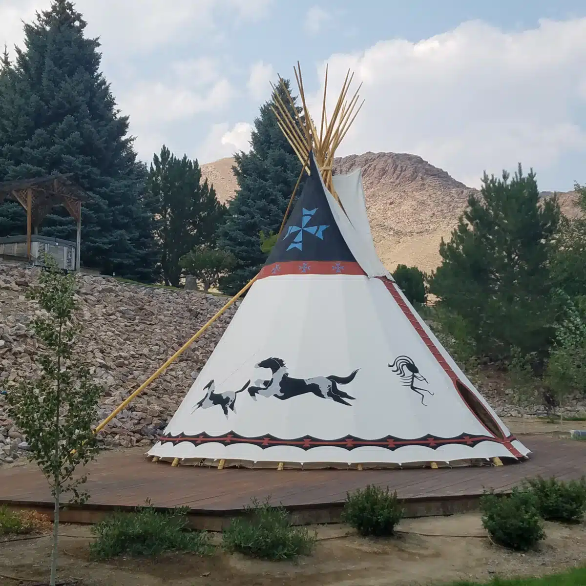 Rainbows End Recovery Center LLC - Thumbnail 6