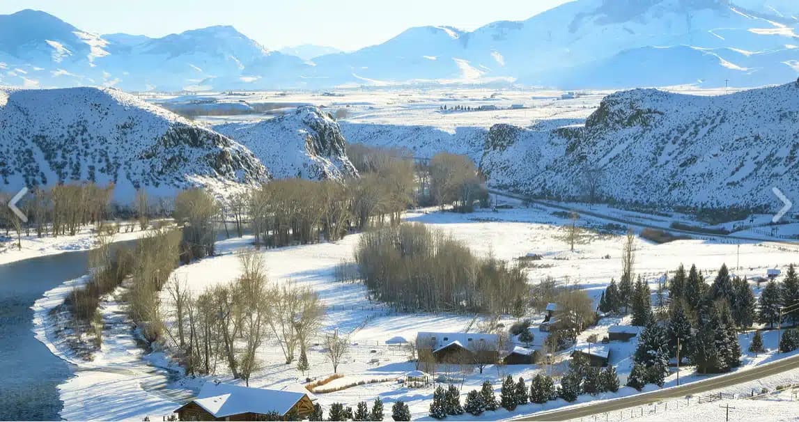 Rainbows End Recovery Center LLC - Thumbnail 7