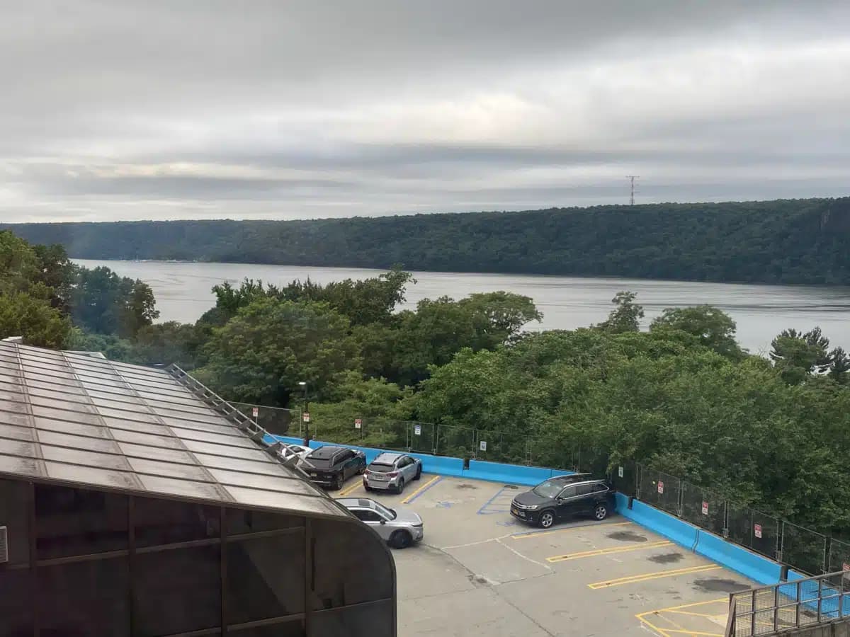 Saint Johns Riverside Hospital - Thumbnail 7