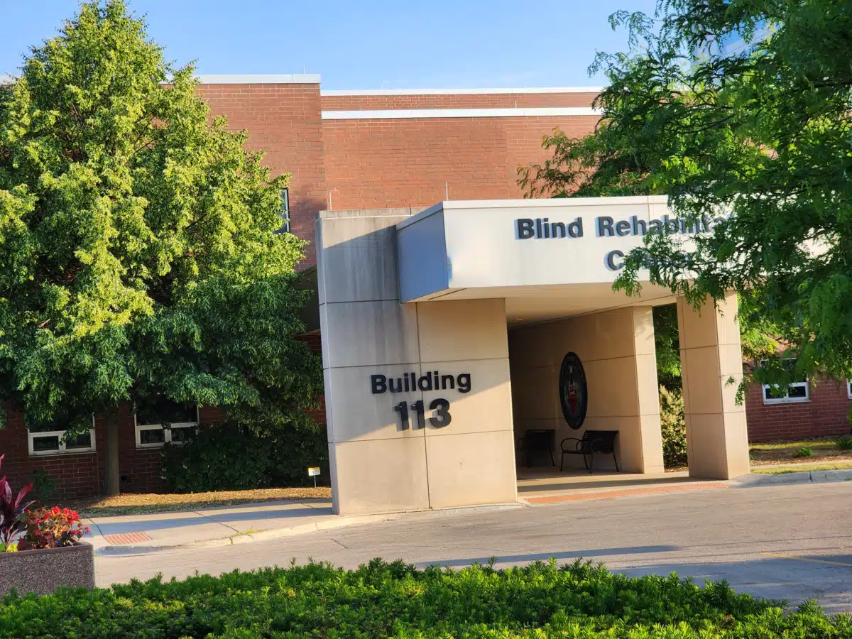 Vet Affairs/Edward Hines Jr Hospital - Thumbnail 9