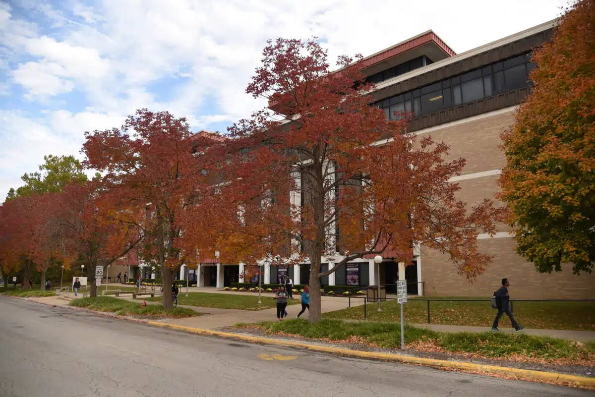 Western Illinois University - Thumbnail 6